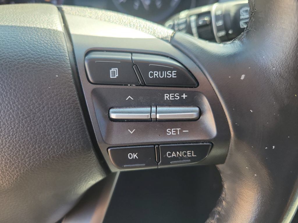 Used 2021 Hyundai Kona Limited FWD image 20