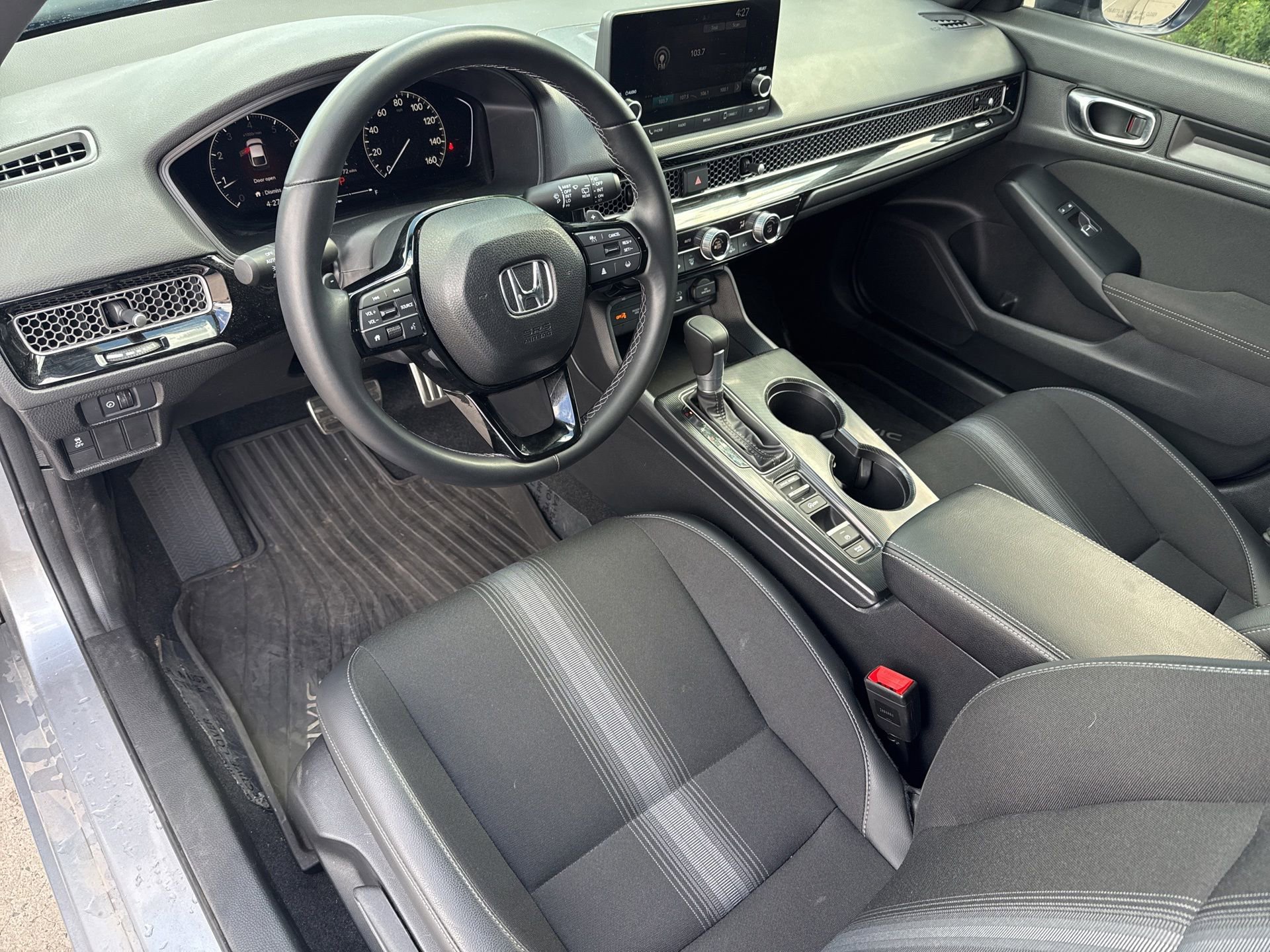 Used 2025 Honda Civic Sport image 13