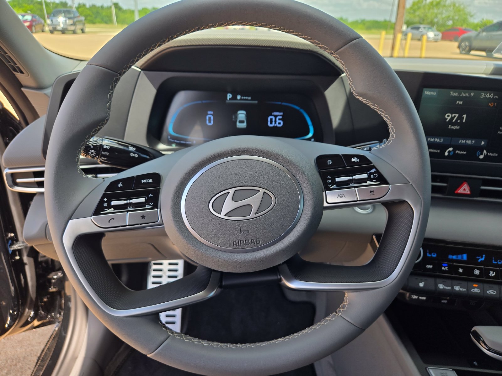 New 2026 Hyundai Elantra SEL Sport Premium FWD image 10