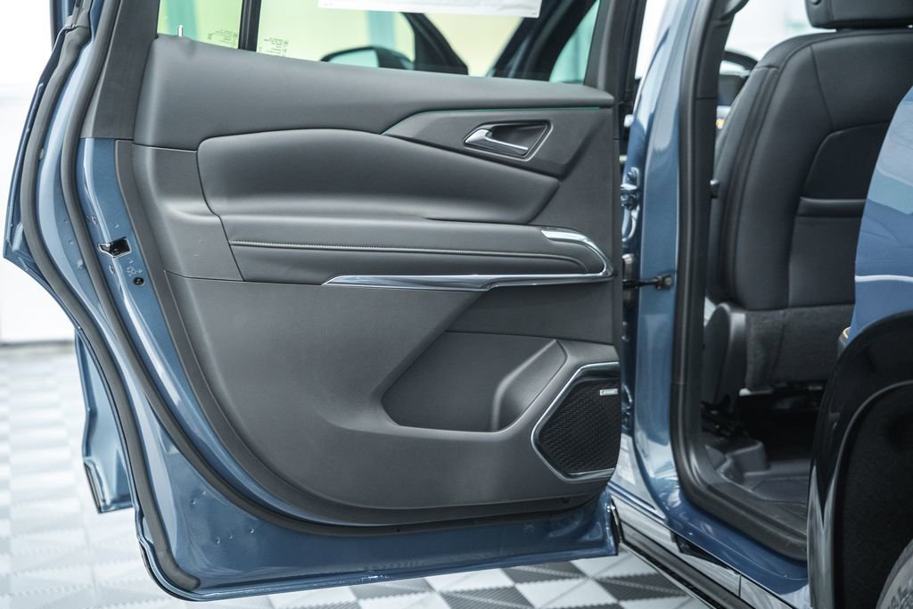 New 2026 Chevrolet Traverse High Country image 43