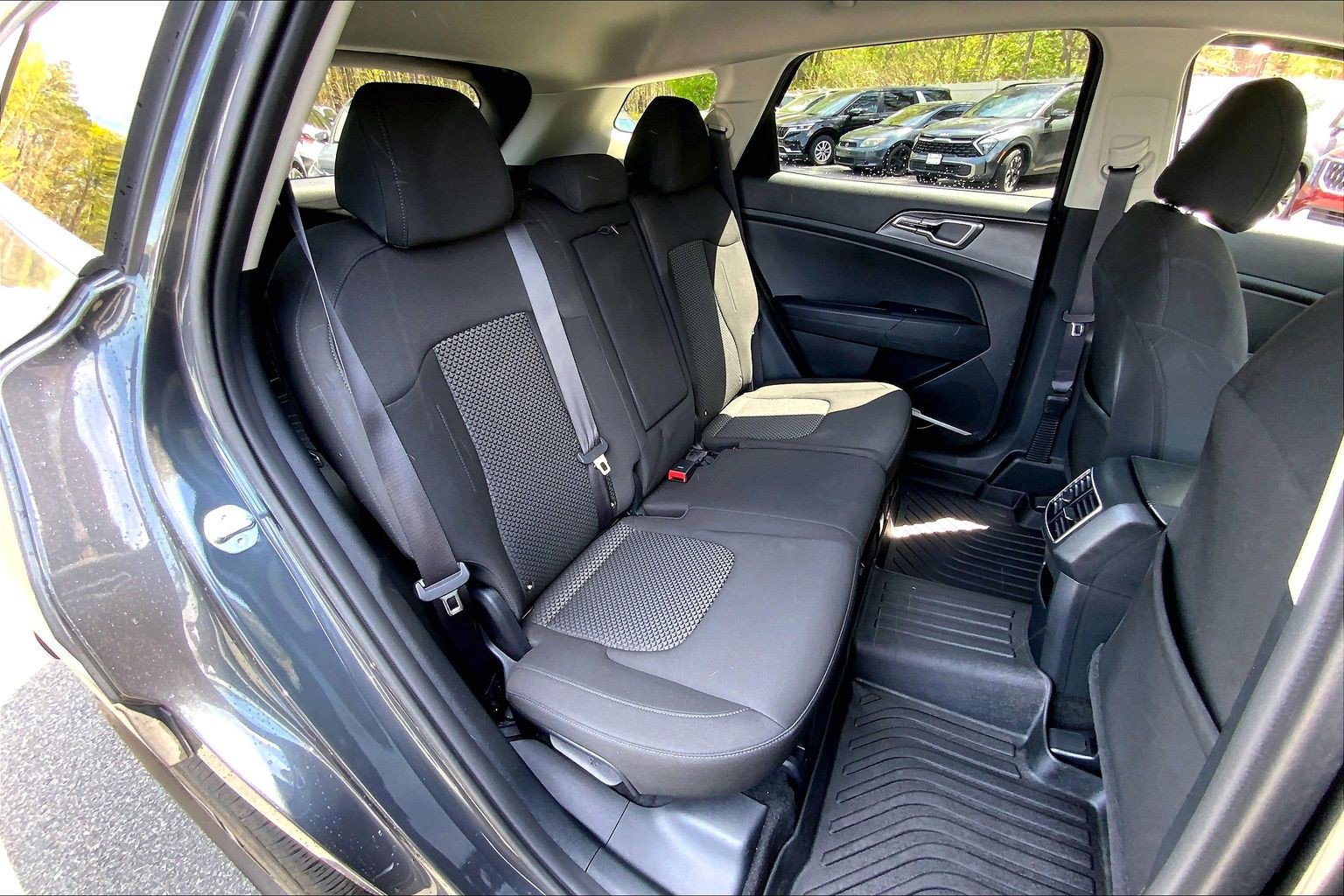 Used 2023 Kia Sportage LX AWD/4WD image 29