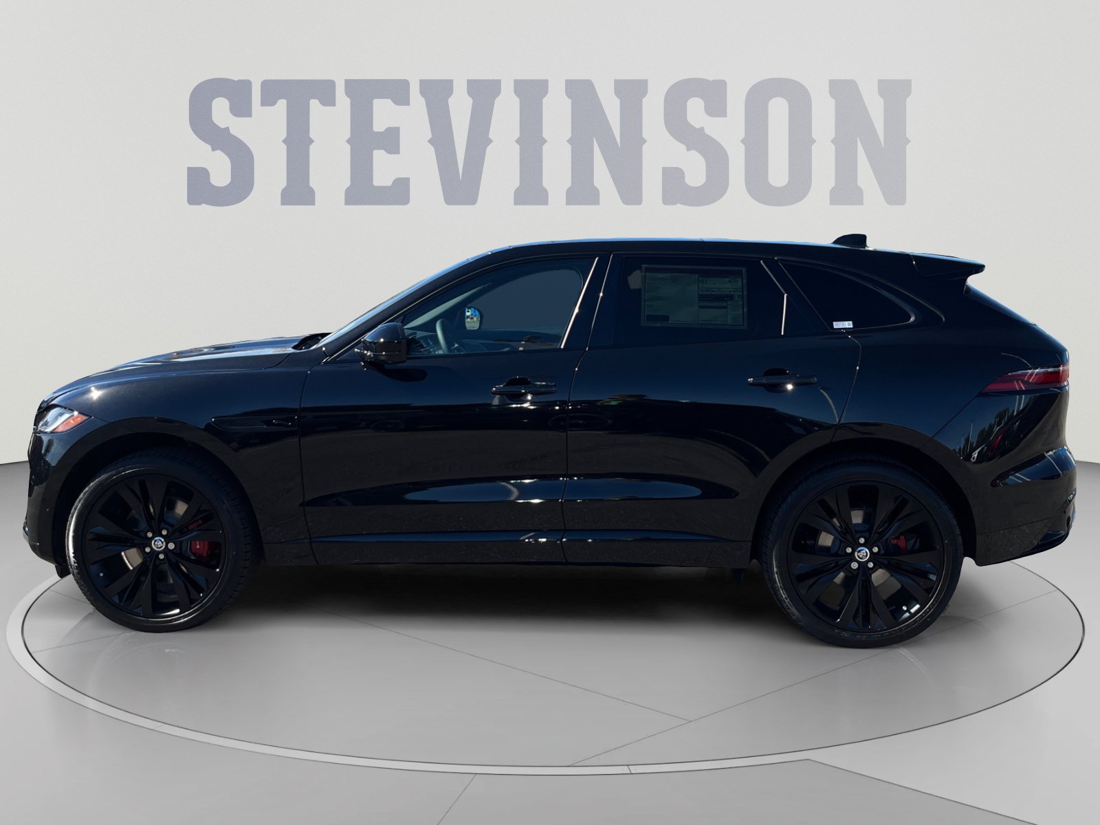 New 2026 Jaguar F-PACE R-Dynamic S AWD/4WD image 2