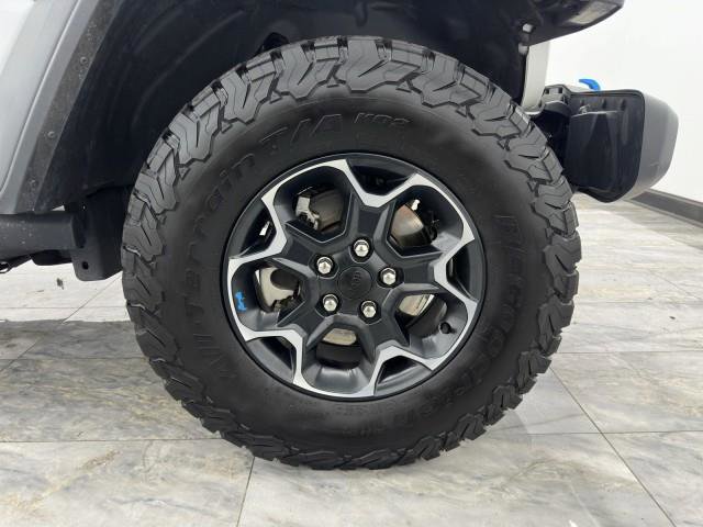 Used 2023 Jeep Wrangler Unlimited Rubicon 4xe image 14