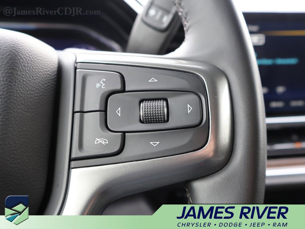 Used 2025 Chevrolet Silverado 2500 LT w/ Convenience Package image 27