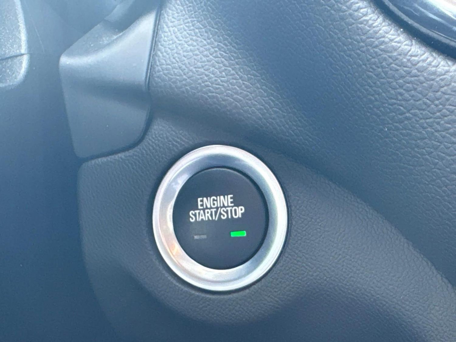 Used 2023 Chevrolet Equinox LT image 31