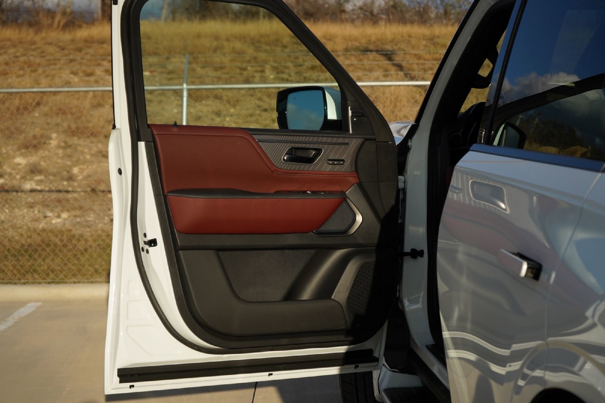 New 2026 INFINITI QX80 Autograph w/ Premium Cargo Package image 19