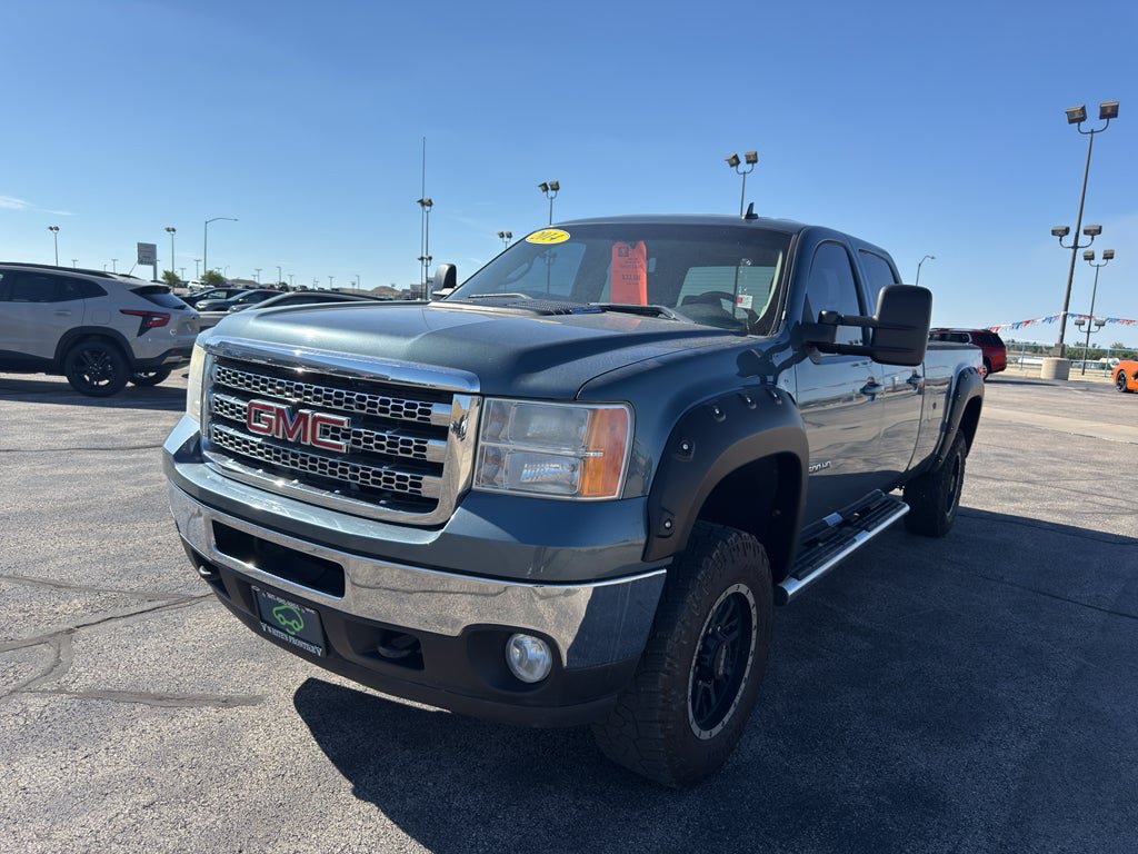 Certified 2014 GMC Sierra 3500 SLT w/ Suspension Package, Off-Road AWD/4WD image 3