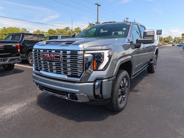 New 2026 GMC Sierra 2500 Denali w/ Denali Reserve Package AWD/4WD image 3