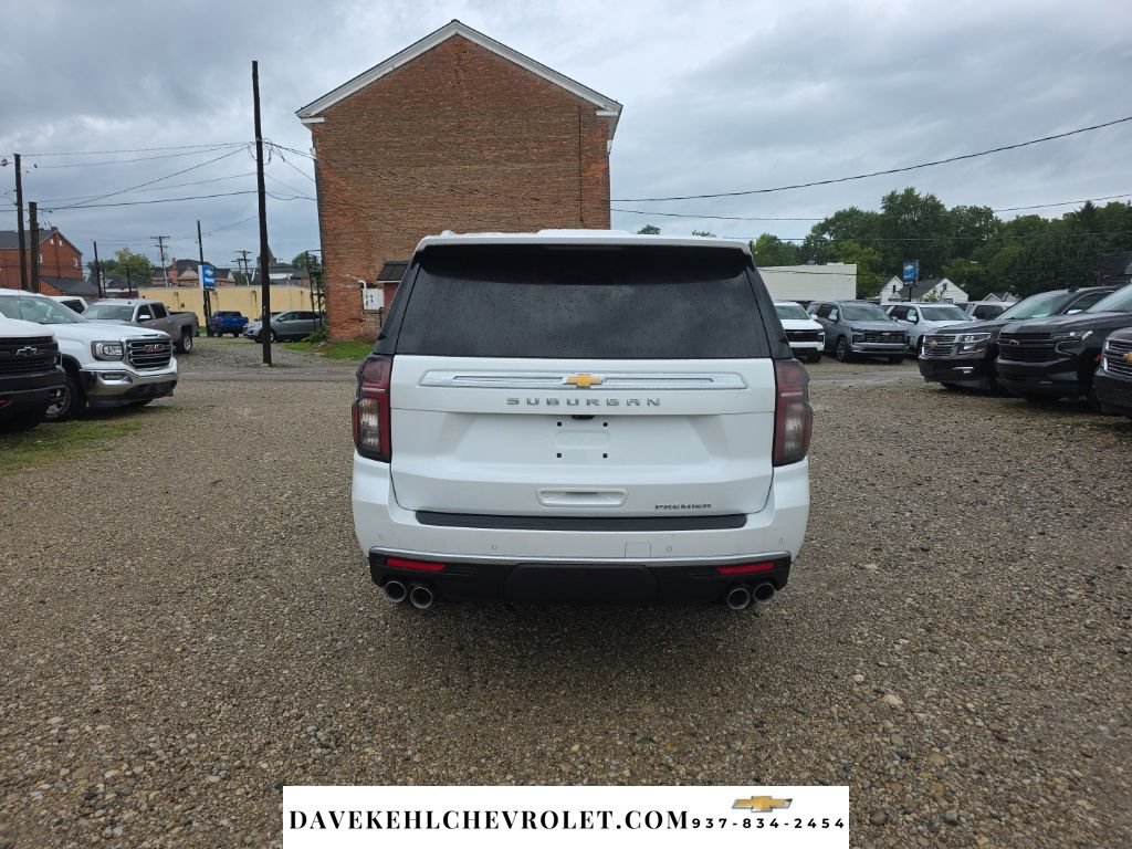 Used 2024 Chevrolet Suburban Premier AWD/4WD image 4