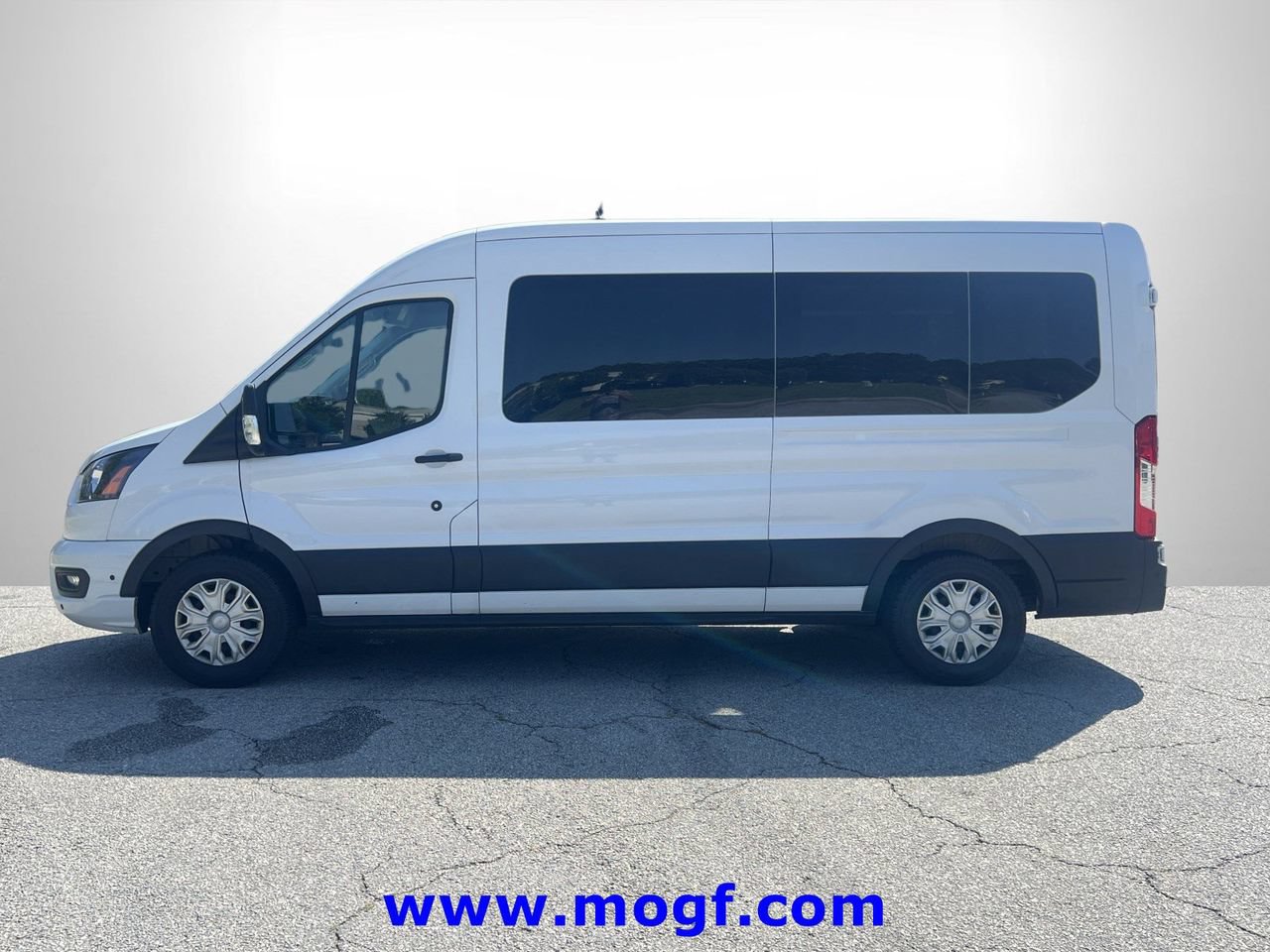 Used 2025 Ford Transit 350 XLT RWD image 23