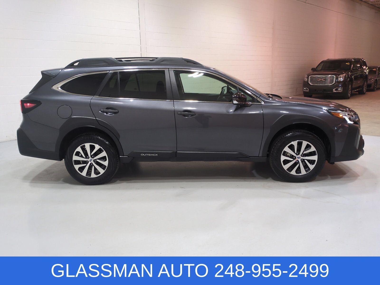Certified 2025 Subaru Outback Premium w/ Popular Package #1A AWD/4WD image 2