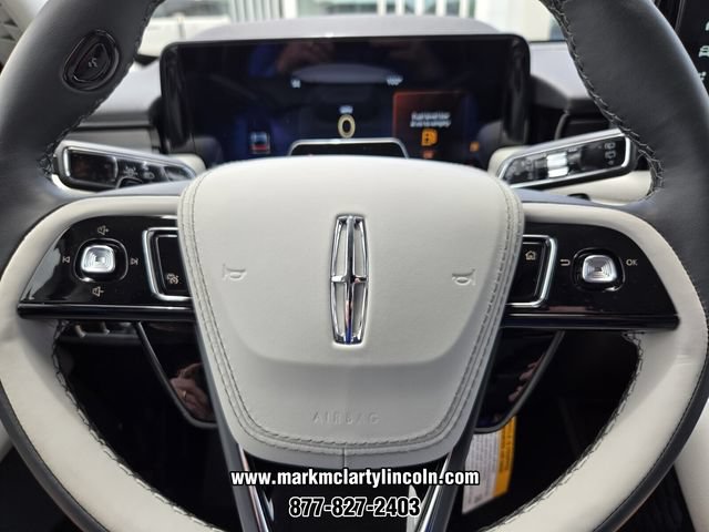 New 2026 Lincoln Aviator AWD image 19