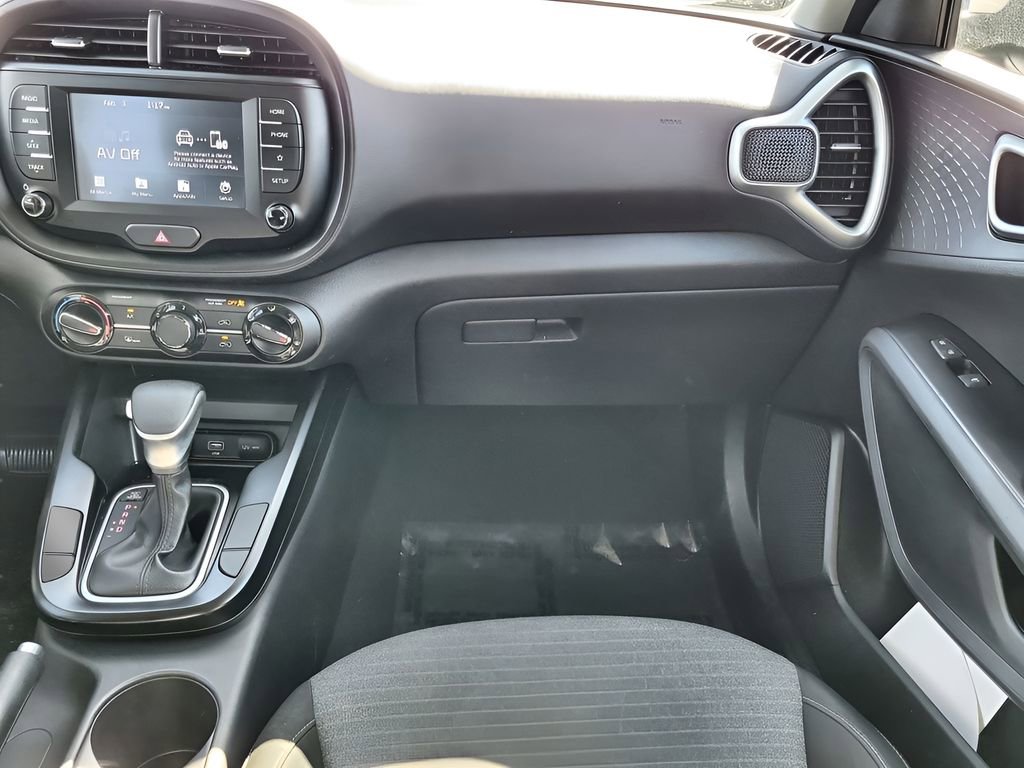 Used 2020 Kia Soul S image 17