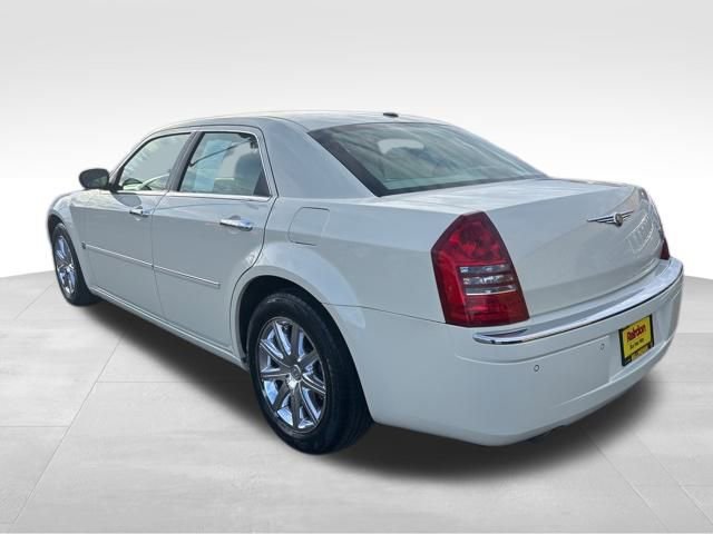 Used 2007 Chrysler 300 C w/ Protection Group II image 8