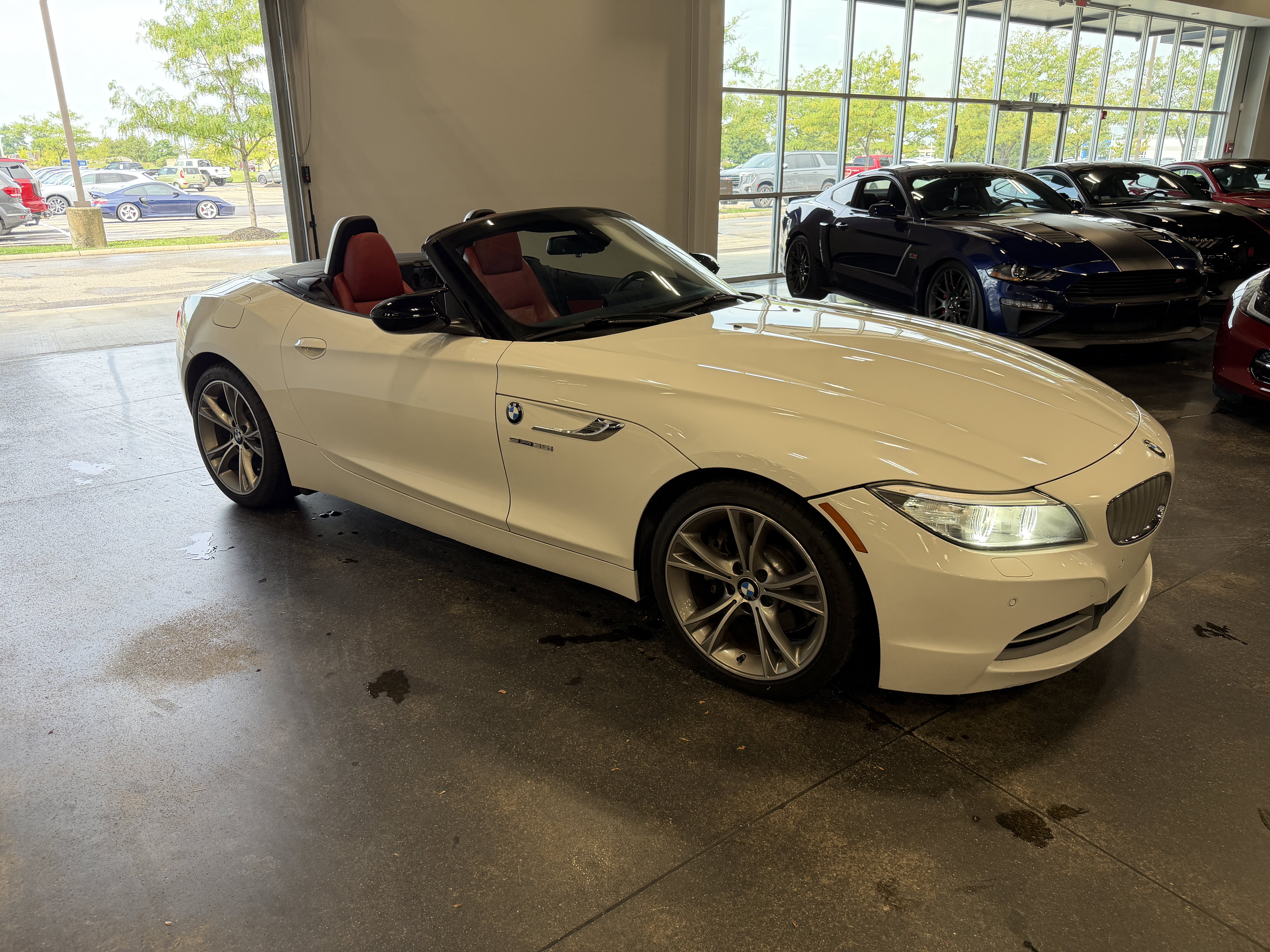 Used 2016 BMW Z4 sDrive35i RWD image 11