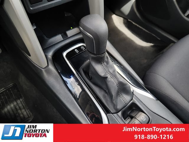 Used 2024 Toyota Corolla Cross LE FWD image 20