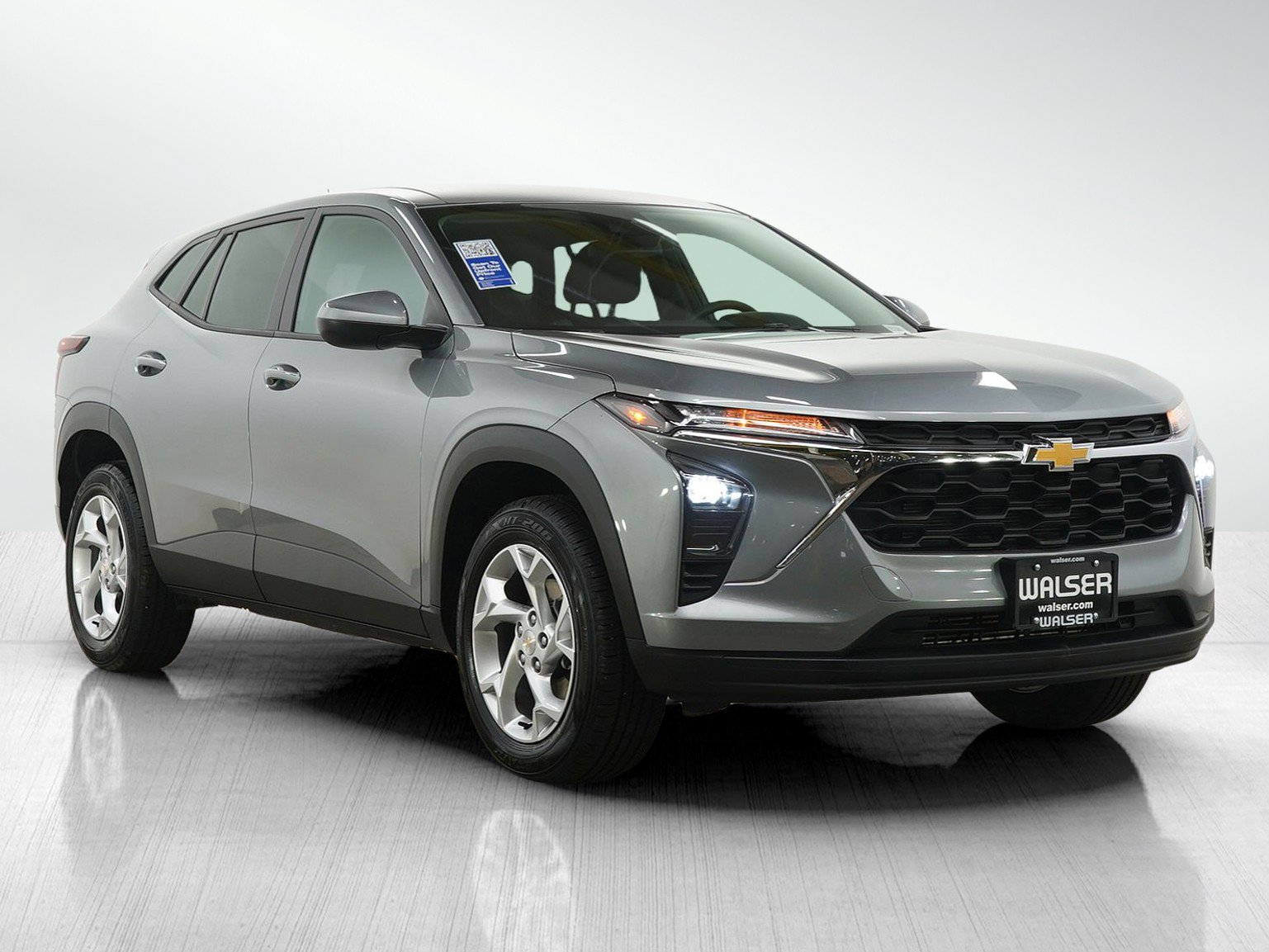 Used 2024 Chevrolet Trax LS w/ LS Convenience Package image 7