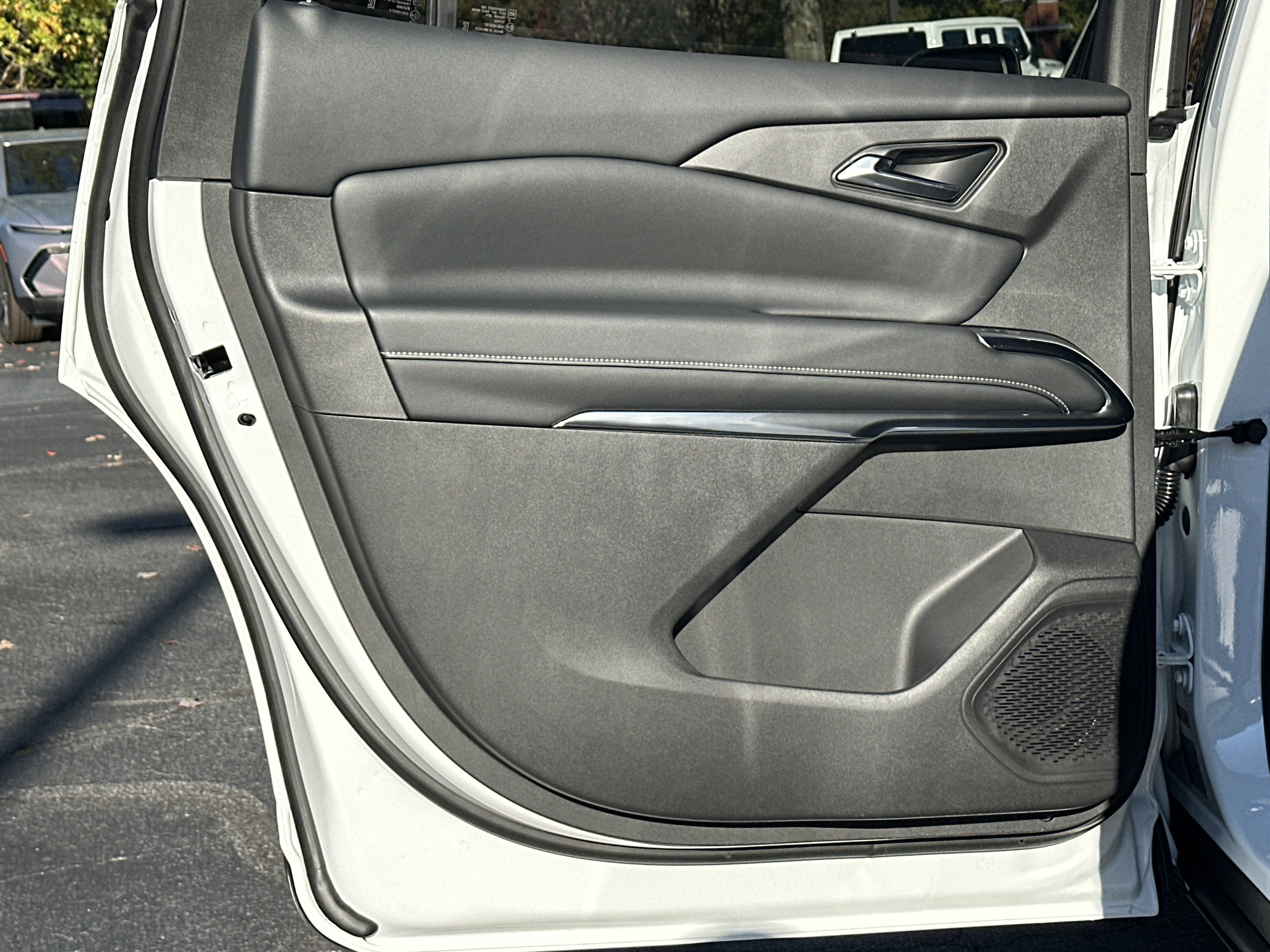 New 2026 Chevrolet Traverse LT w/ Sun and Wheel Package image 20