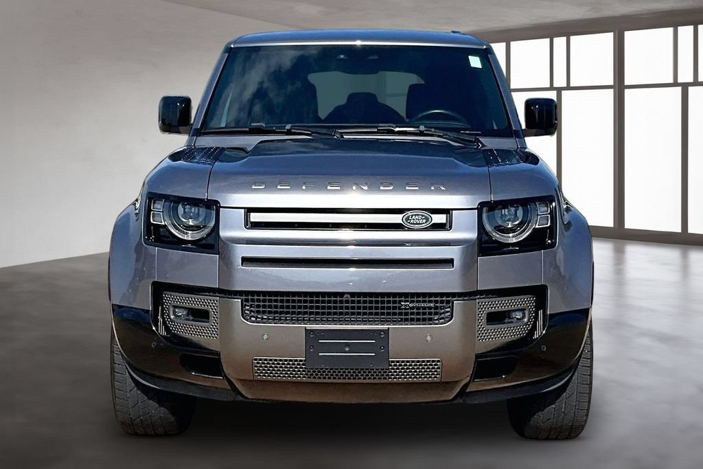 Used 2022 Land Rover Defender 110 X-Dynamic HSE AWD/4WD image 3