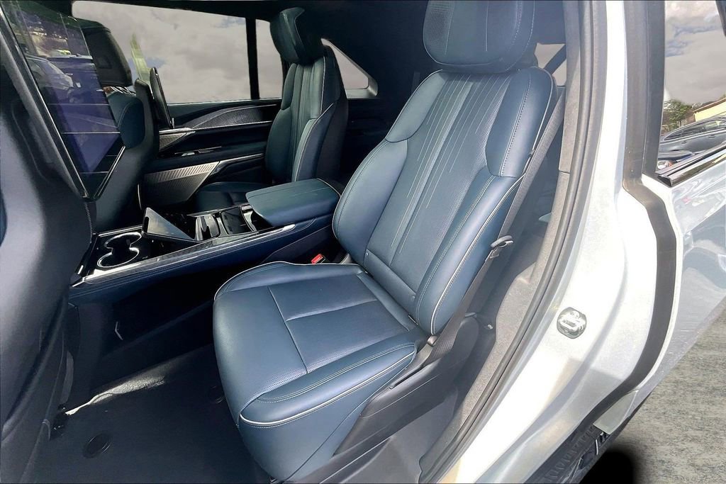 Certified 2025 Cadillac Escalade IQ Sport 2 image 22