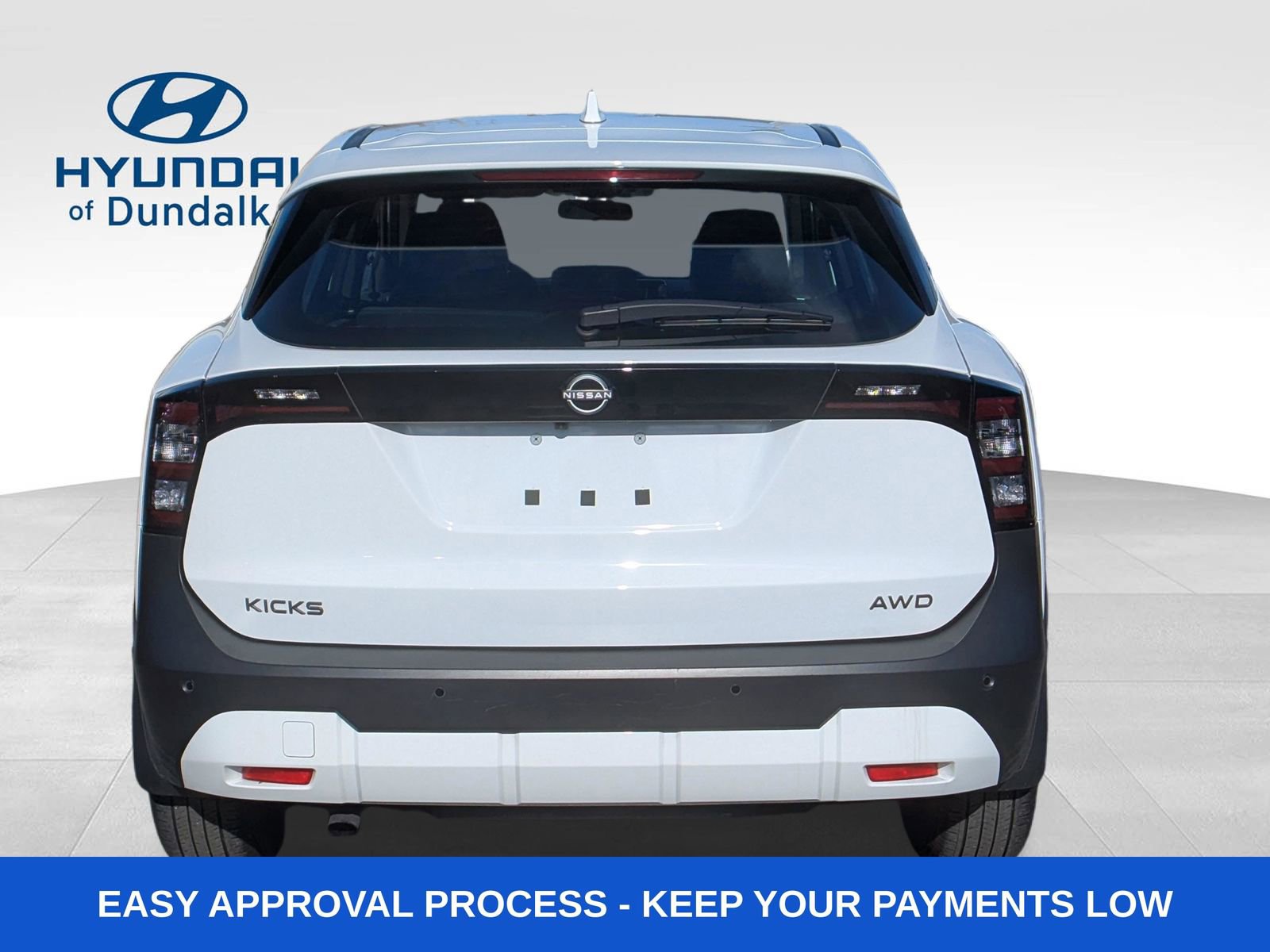 Used 2025 Nissan Kicks S AWD/4WD image 5