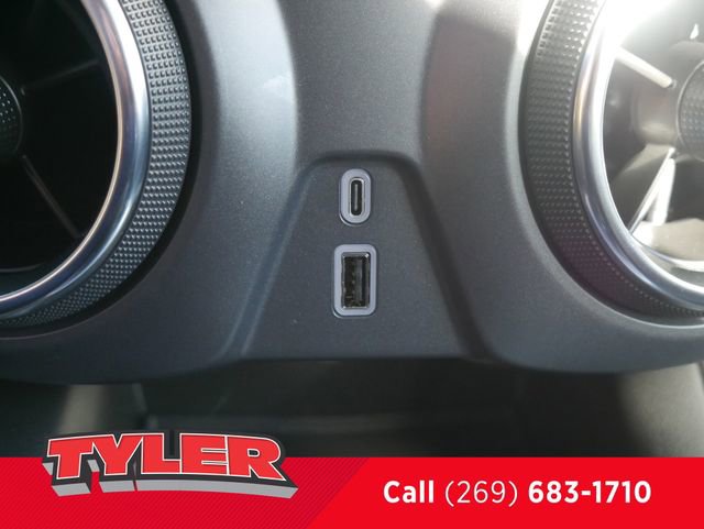 Used 2025 Chevrolet Blazer LT image 33