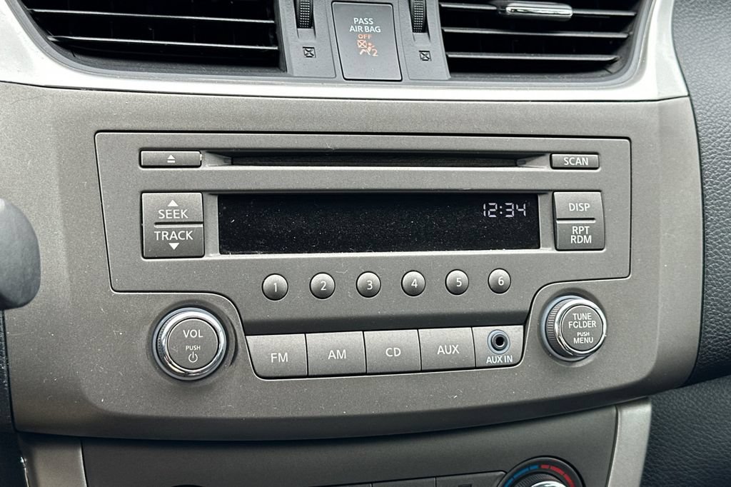 Used 2014 Nissan Sentra SV FWD image 17