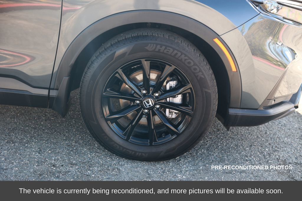Used 2025 Honda CR-V Sport-L image 8