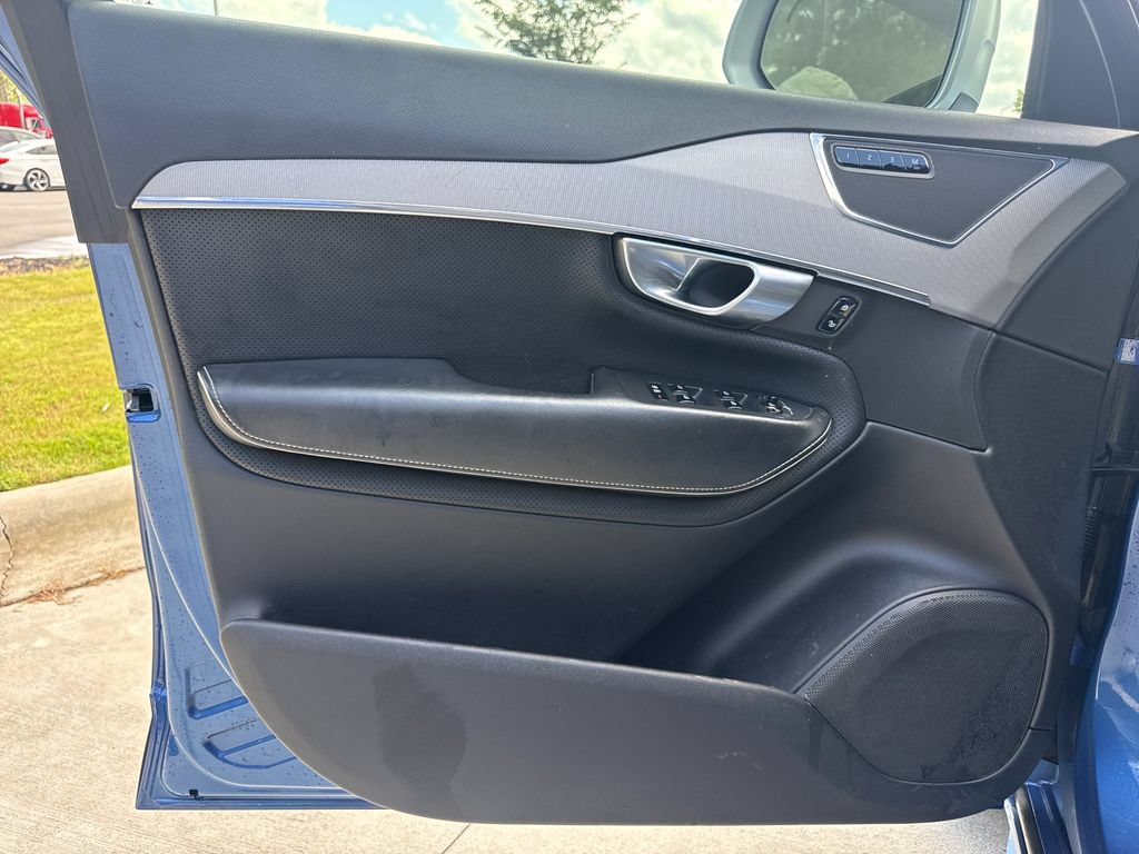 Used 2018 Volvo XC90 T6 R-Design w/ Convenience Package AWD/4WD image 13