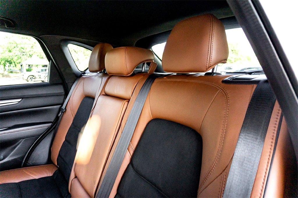Certified 2025 MAZDA CX-5 Carbon Edition image 26