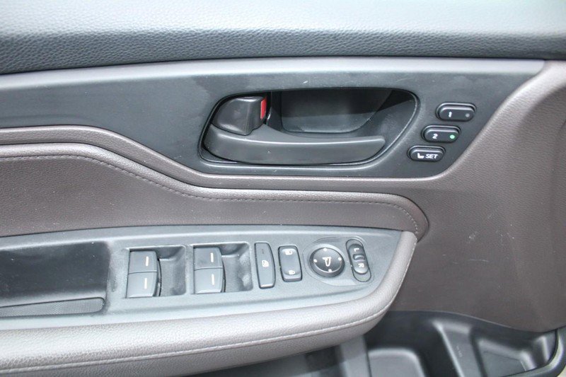 Used 2018 Honda Odyssey EX-L image 11