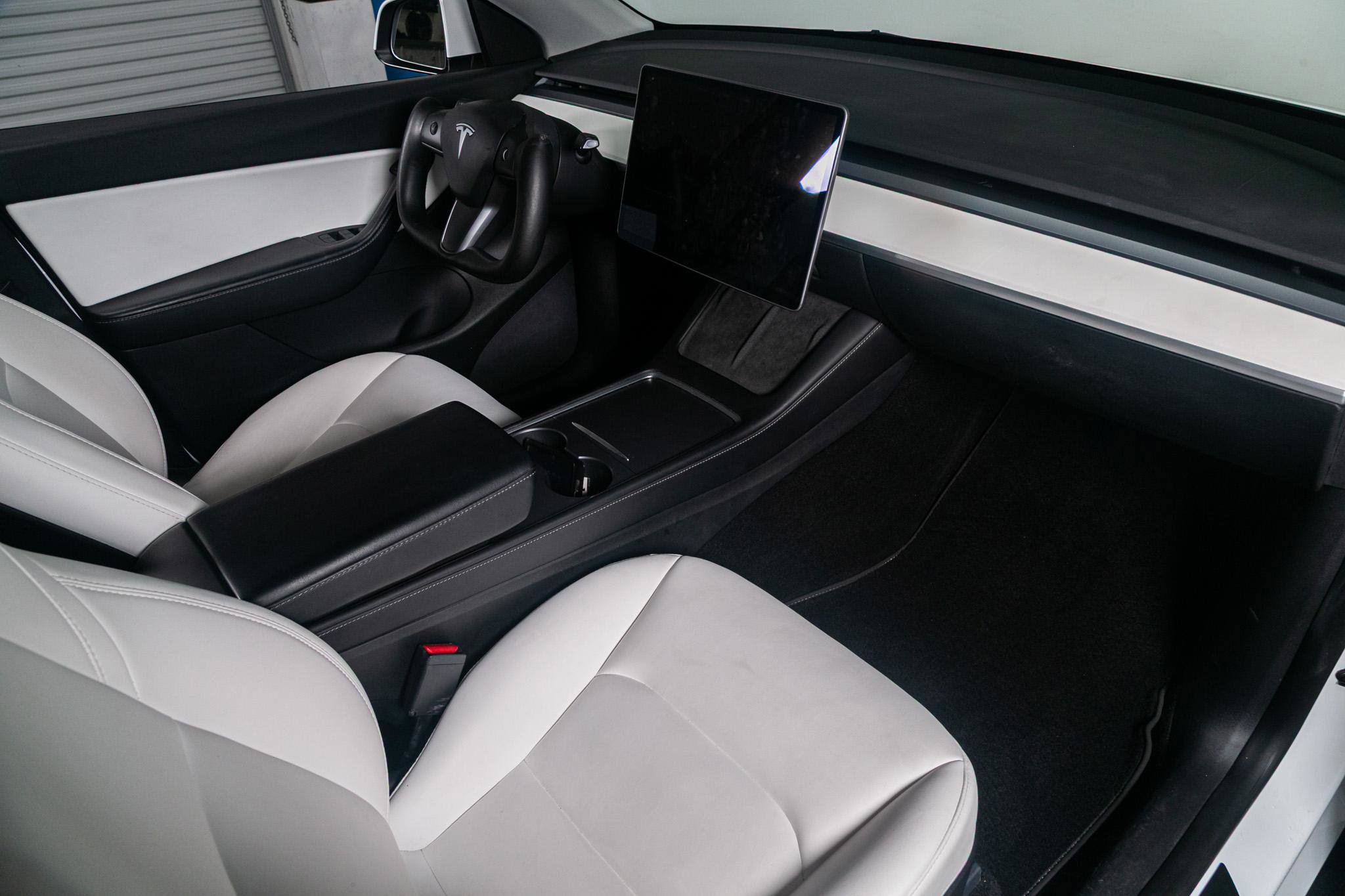 Used 2021 Tesla Model Y Performance image 6