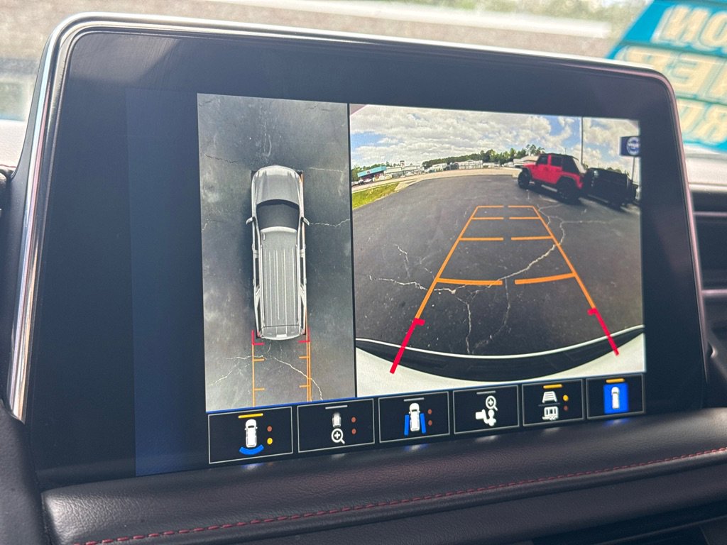 Used 2022 Chevrolet Tahoe RST w/ Luxury Package image 16