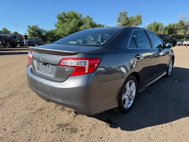 Used 2012 Toyota Camry SE FWD image 5