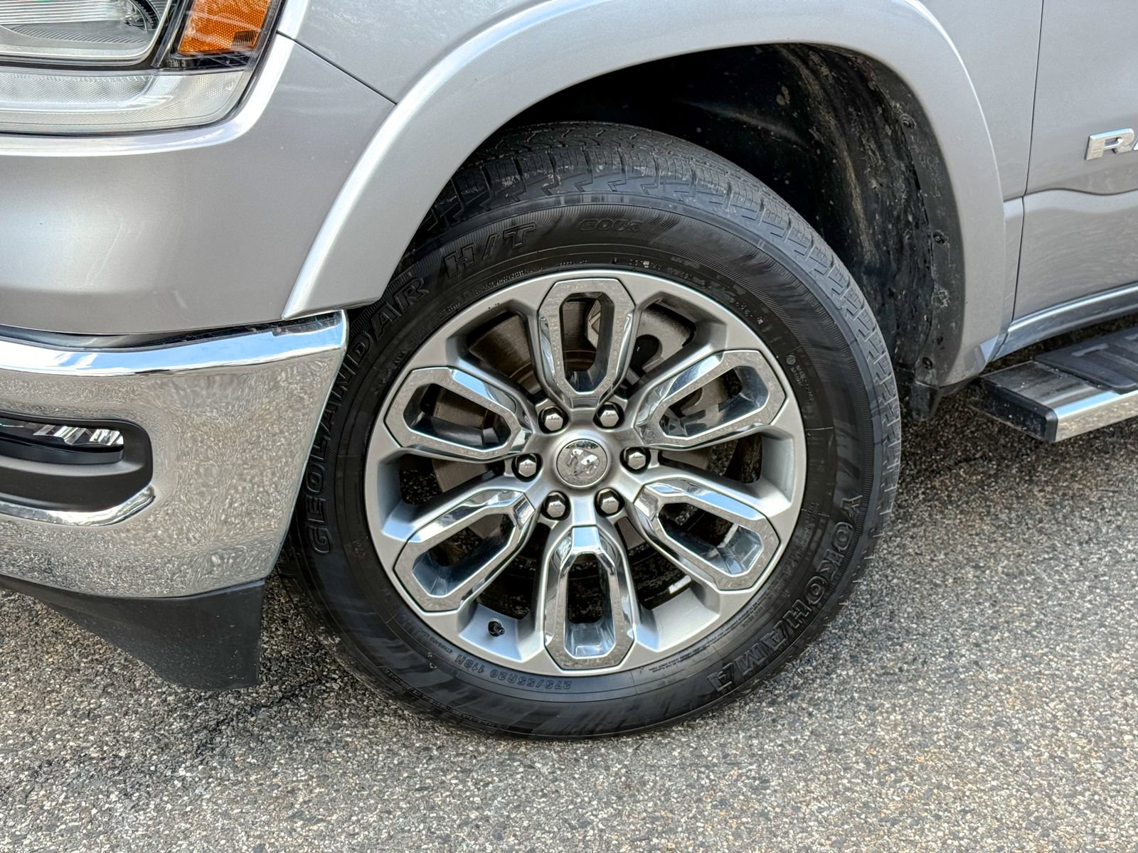 Used 2021 RAM 1500 Laramie image 12