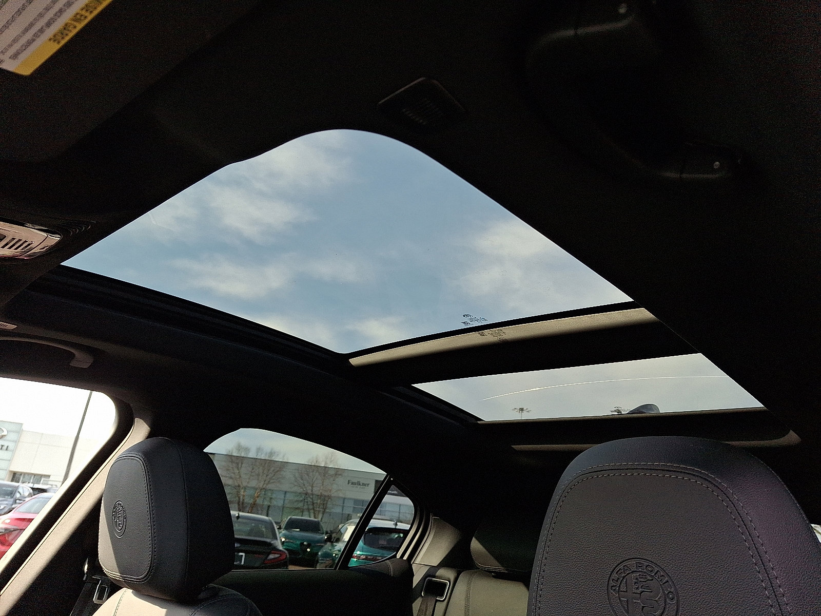 Used 2024 Alfa Romeo Stelvio Ti image 14