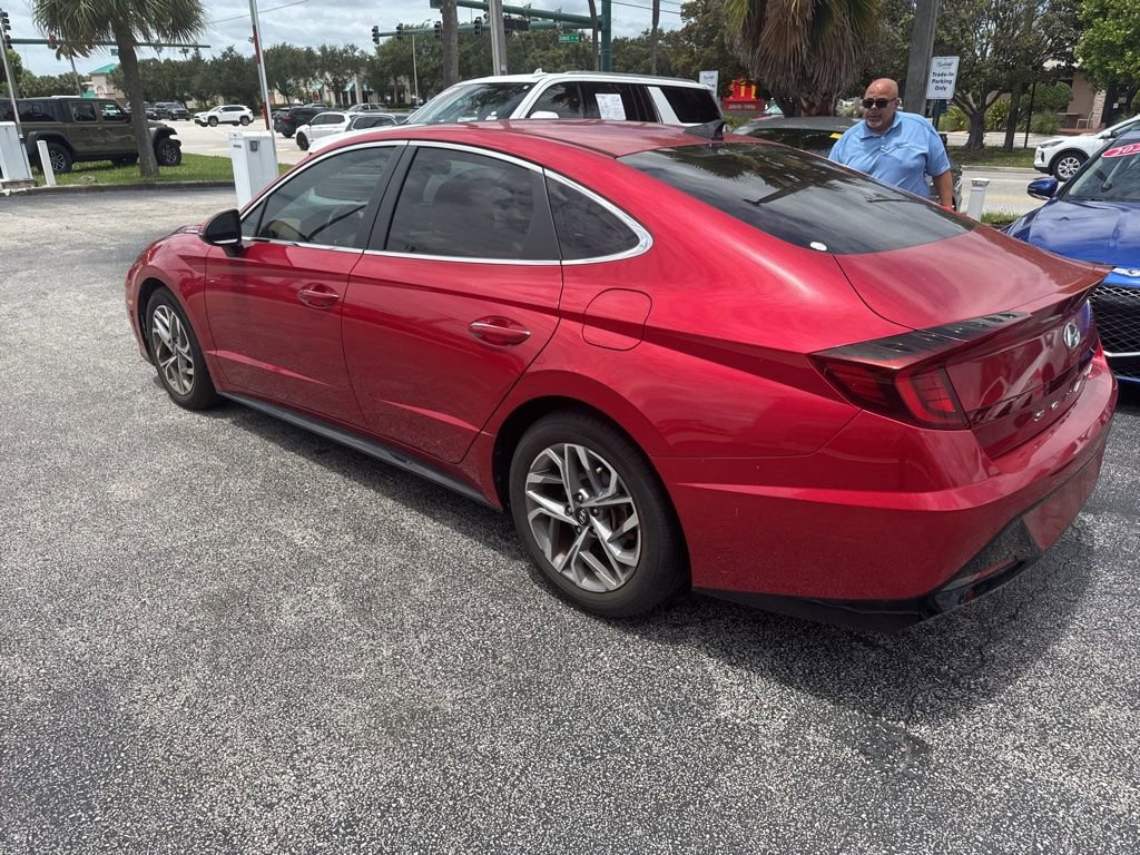 Used 2020 Hyundai Sonata SEL w/ Premium Package FWD image 17