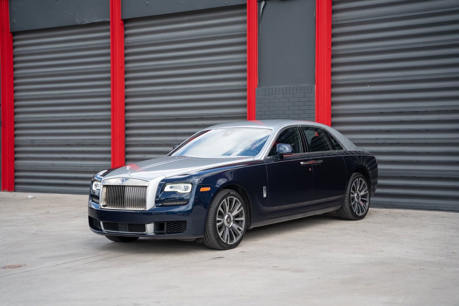 Used 2020 Rolls-Royce Ghost image 1