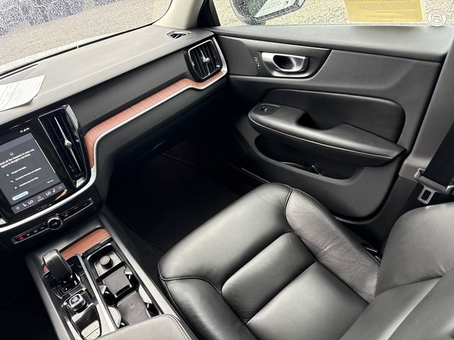 Used 2024 Volvo S60 B5 Plus AWD/4WD image 20