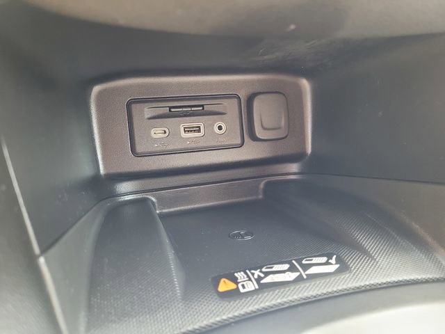 Used 2019 Chevrolet Equinox Premier image 22