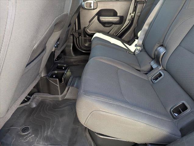 Used 2023 Jeep Gladiator Sport AWD/4WD image 18