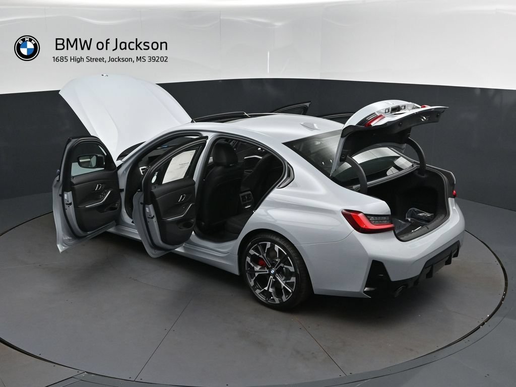 New 2026 BMW 330i Sedan w/ M Sport Package RWD image 2