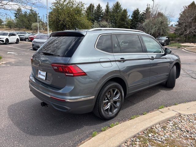 Used 2022 Volkswagen Tiguan SE AWD/4WD image 2