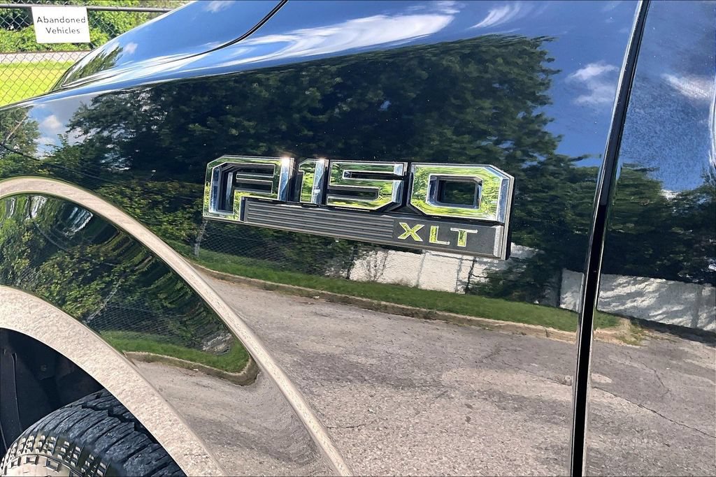 Used 2020 Ford F150 XLT w/ Equipment Group 302A Luxury AWD/4WD image 10