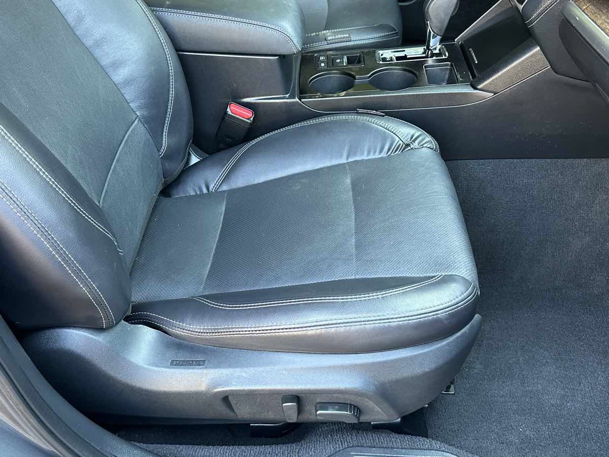 Used 2018 Subaru Outback 2.5i Limited AWD/4WD image 10