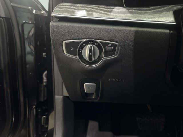 Used 2021 Mercedes-Benz E 350 4MATIC Sedan image 21