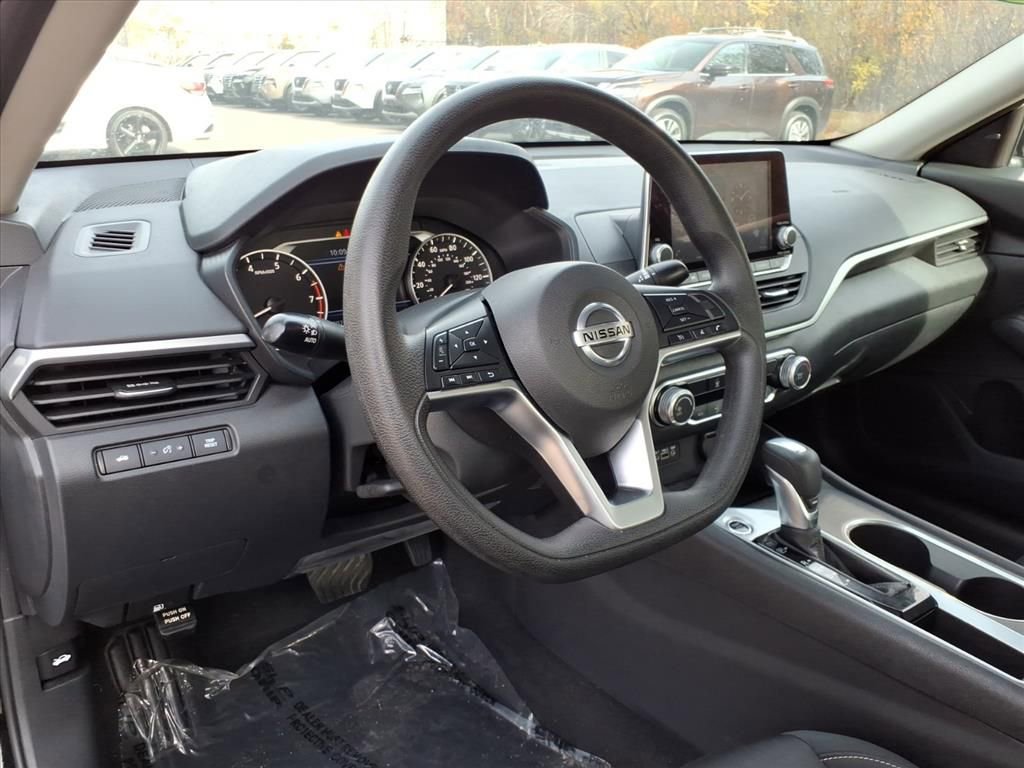 Used 2022 Nissan Altima 2.5 SV image 26