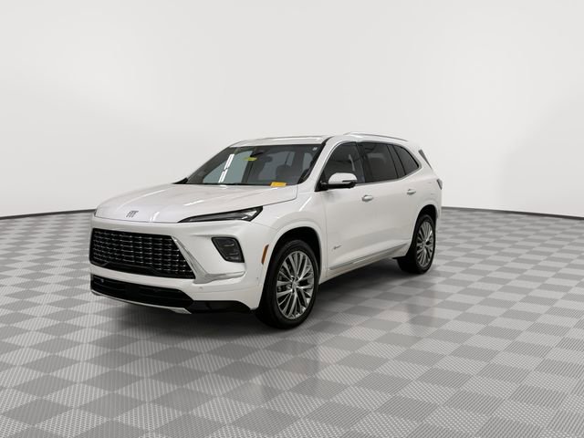 Used 2025 Buick Enclave Avenir w/ Super Cruise Package image 4