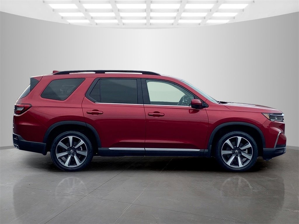 Used 2023 Honda Pilot Elite image 6