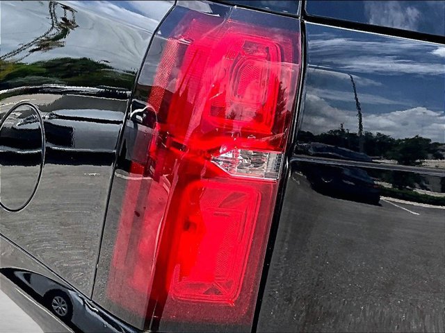 Used 2015 Chevrolet Tahoe LT RWD image 29